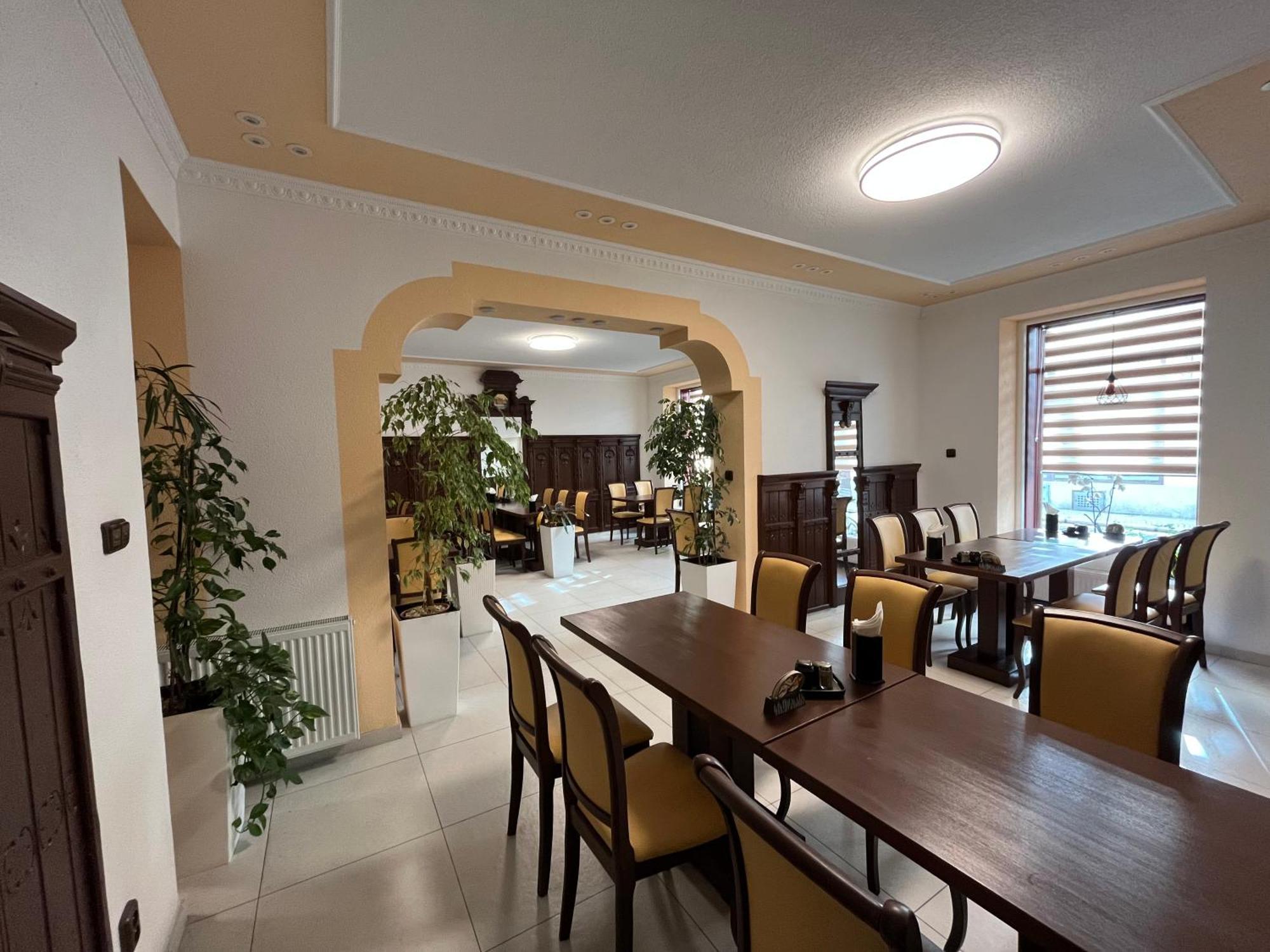 Vt6 House & Restaurant Bed and Breakfast Znojmo Eksteriør billede